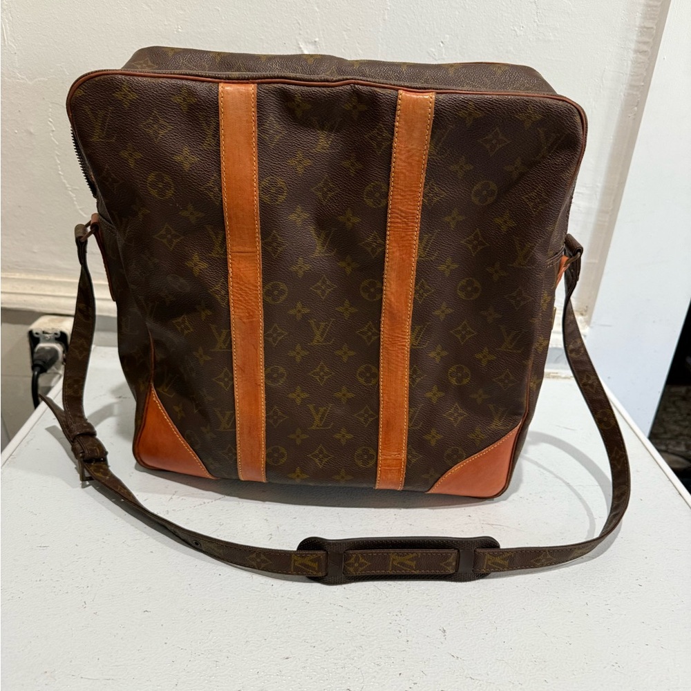 Authentic and Rare Louis Vuitton Grand Marceau
